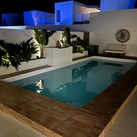 Luna Villa *