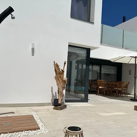 Luna Villa *